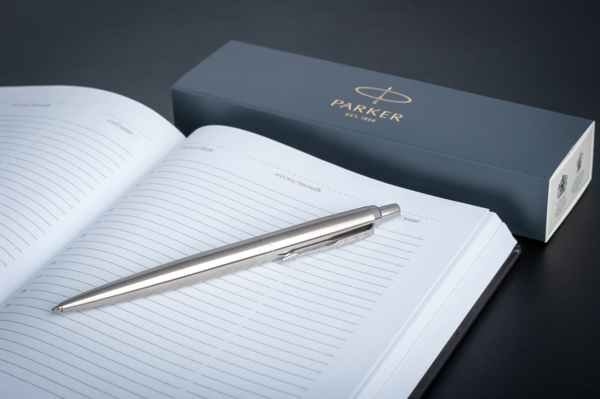 Parker france. Ручка шариковая Паркер Parker Jotter. Parker Jotter monochrome XL se20 стержень. Ручка шариковая Parker Jotter monochrome Grey XL se20. Parker Jotter monochrome Black.